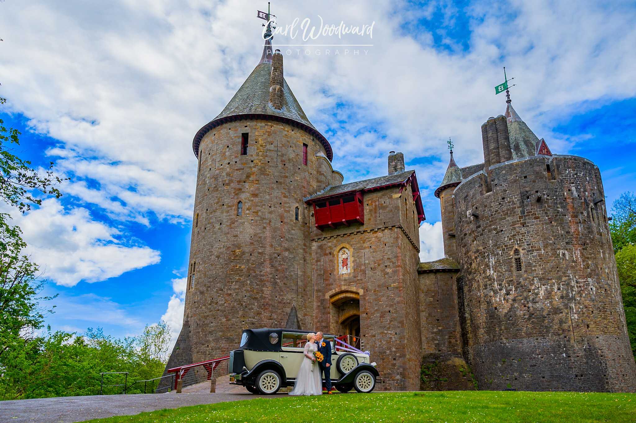 004-Castell-Coch-Weddings-Wedding-Photography-Cardiff-Wedding-photographer.jpg
